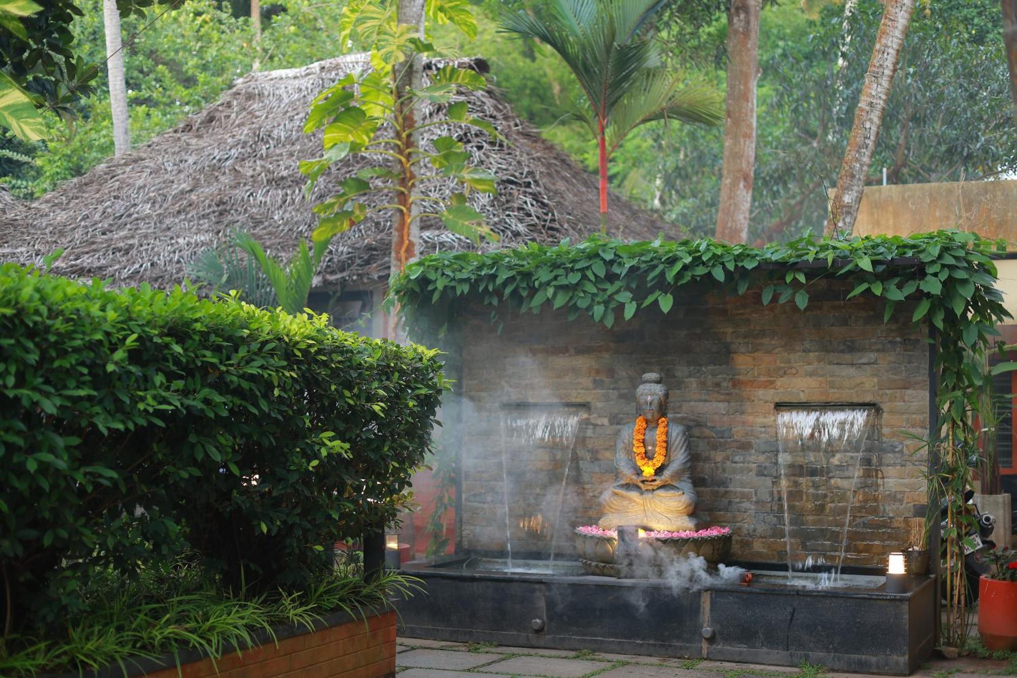 Ideal Ayurvedic Resort Kovalam Exterior photo